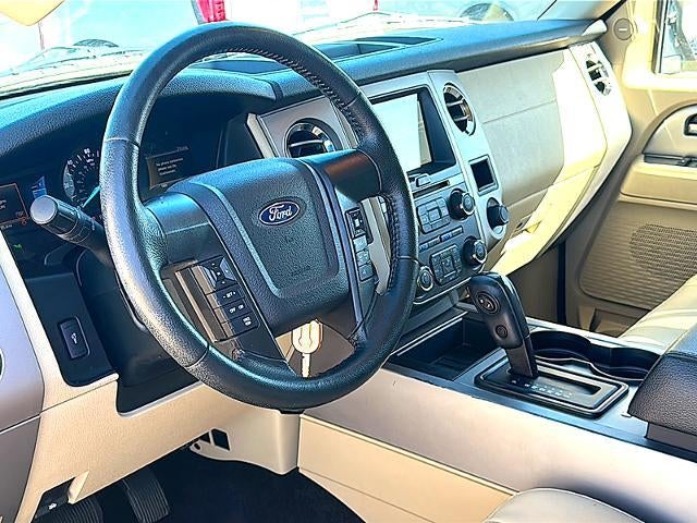 2017 Ford Expedition EL XLT 4x2