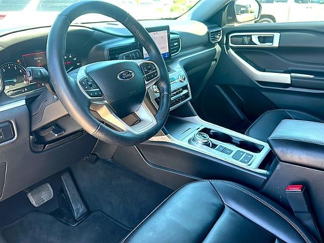 2023 Ford Explorer XLT RWD