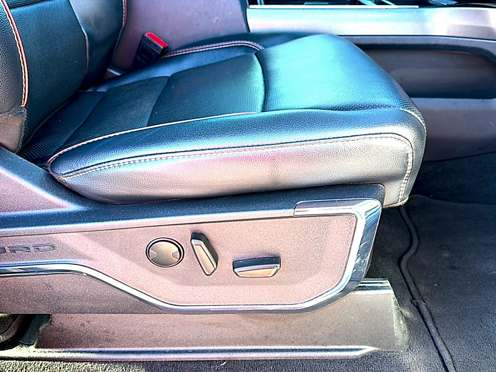 2023 Ford F-250 LARIAT