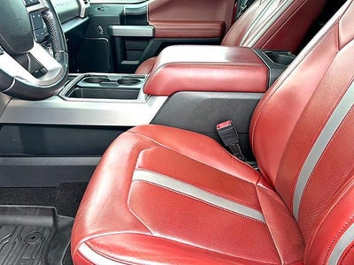 2018 Ford Super Duty F-350 SRW Platinum 4WD Crew Cab 6.75' Box