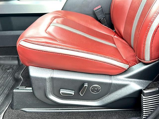 2018 Ford Super Duty F-350 SRW Platinum 4WD Crew Cab 6.75' Box