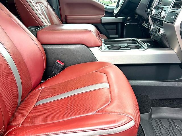 2018 Ford Super Duty F-350 SRW Platinum 4WD Crew Cab 6.75' Box