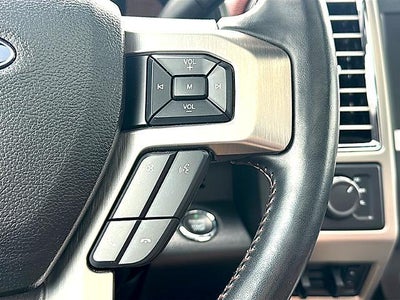 2018 Ford Super Duty F-350 SRW Platinum 4WD Crew Cab 6.75' Box
