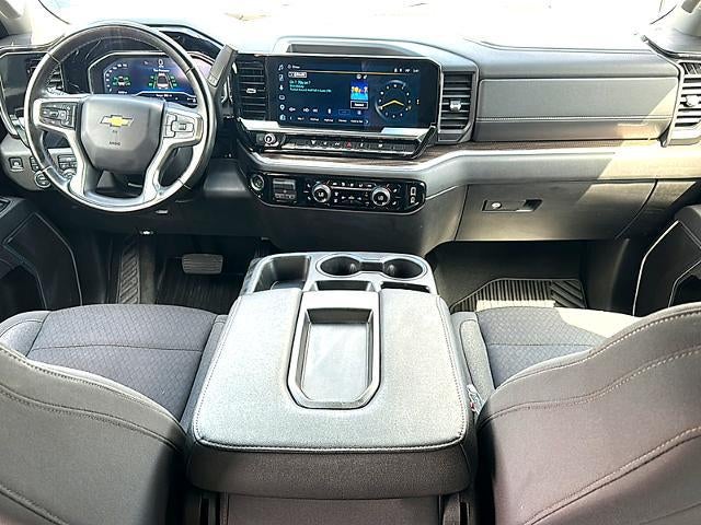 2025 Chevrolet Silverado 2500 HD Crew Cab Standard Box 4-Wheel Drive LT