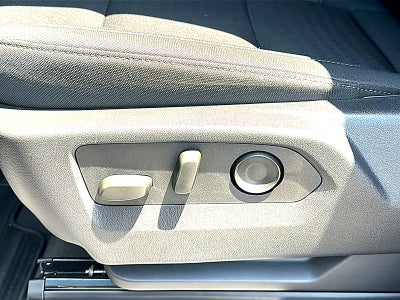2025 Chevrolet Silverado 2500HD 4WD Crew Cab Standard Bed Custom