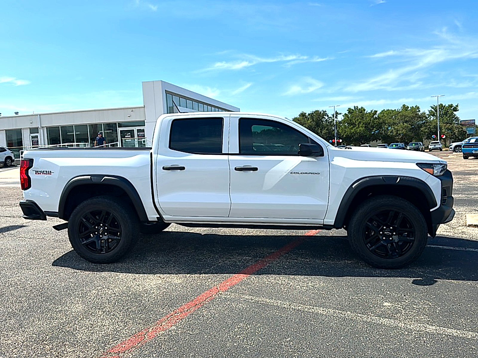 2023 Chevrolet Colorado 4WD Crew Cab Short Box Trail Boss
