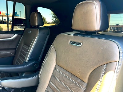 2026 GMC Acadia Denali Ultimate FWD