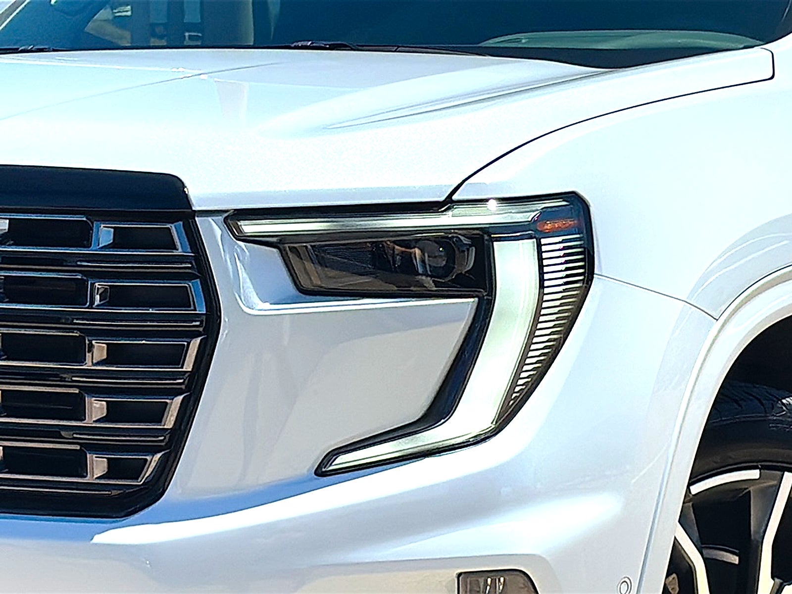 2026 GMC Acadia Denali Ultimate FWD