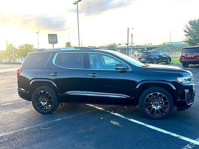 2023 GMC Acadia FWD Denali