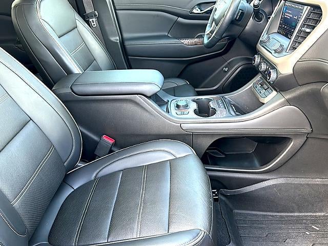 2023 GMC Acadia AWD Denali