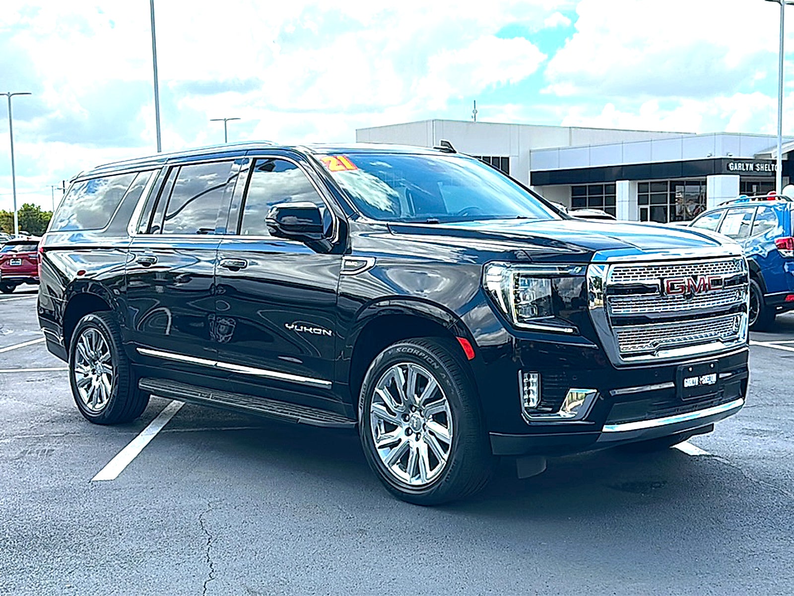 2021 GMC Yukon XL 2WD SLT