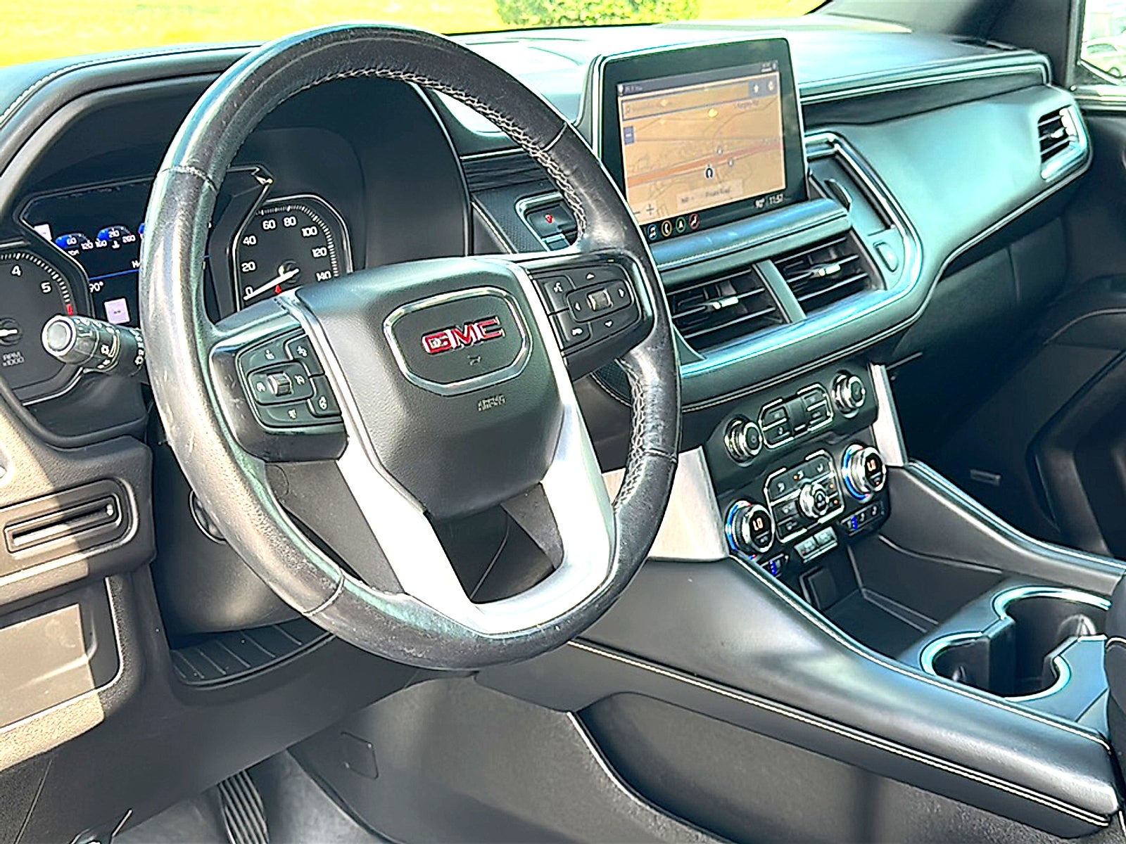 2021 GMC Yukon XL 2WD SLT