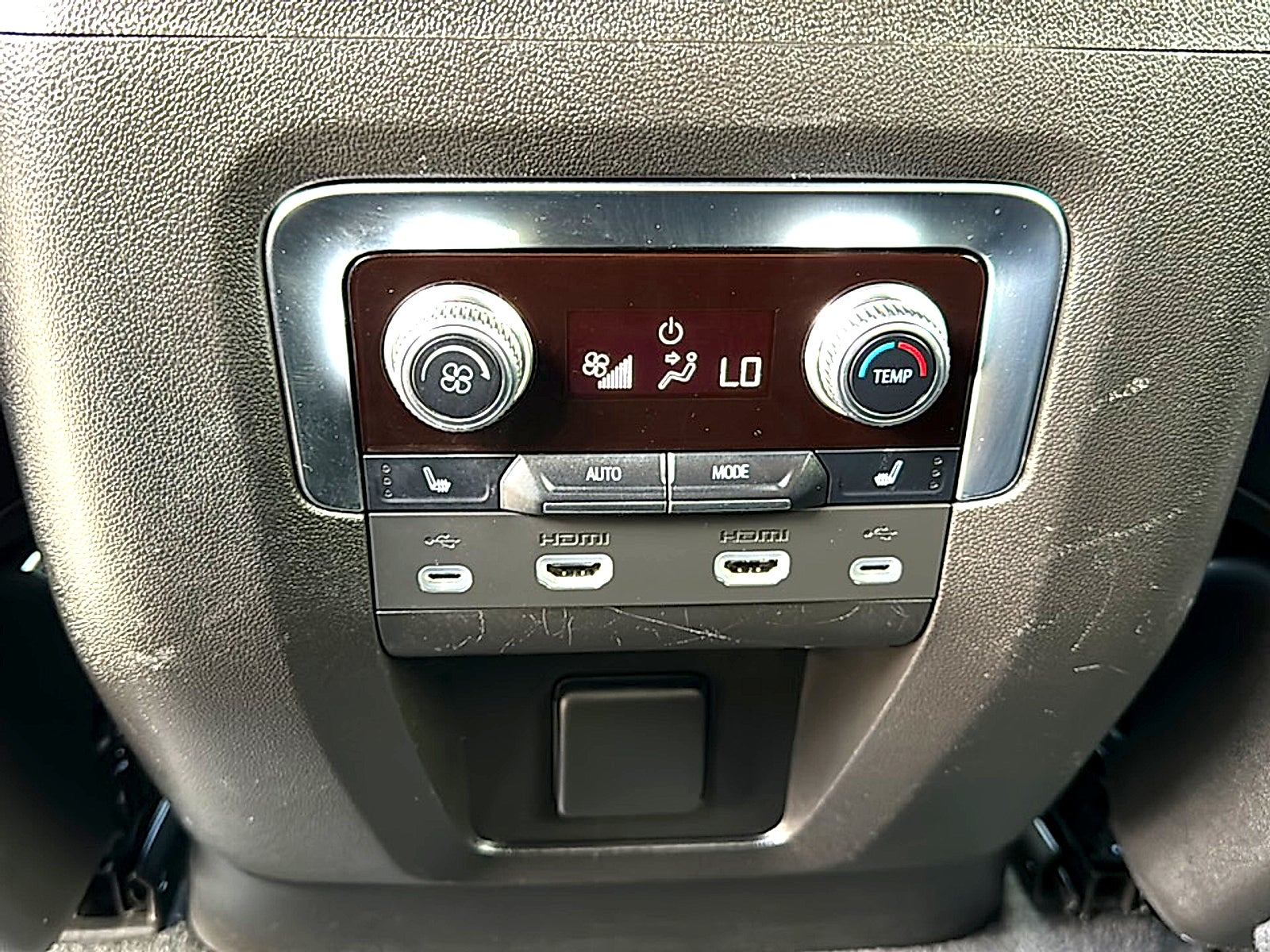 2021 GMC Yukon XL 2WD SLT