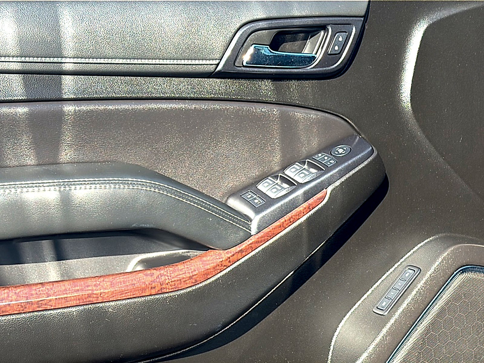 2020 GMC Yukon XL 4WD SLT