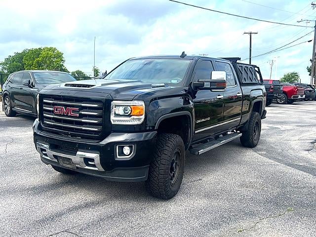 2019 GMC Sierra 2500 HD Crew Cab Standard Box 4-Wheel Drive Denali