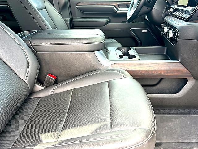 2024 GMC Sierra 2500 HD Crew Cab Standard Box 4-Wheel Drive SLT