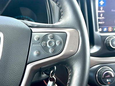 2022 GMC Canyon Crew Cab Short Box 4-Wheel Drive AT4 w/Leather
