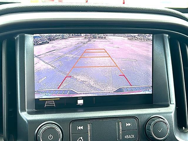 2022 GMC Canyon Crew Cab Short Box 4-Wheel Drive AT4 w/Leather