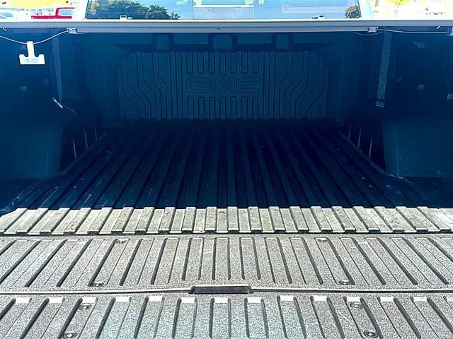 2025 GMC Sierra 1500 4WD Crew Cab Short Box Denali