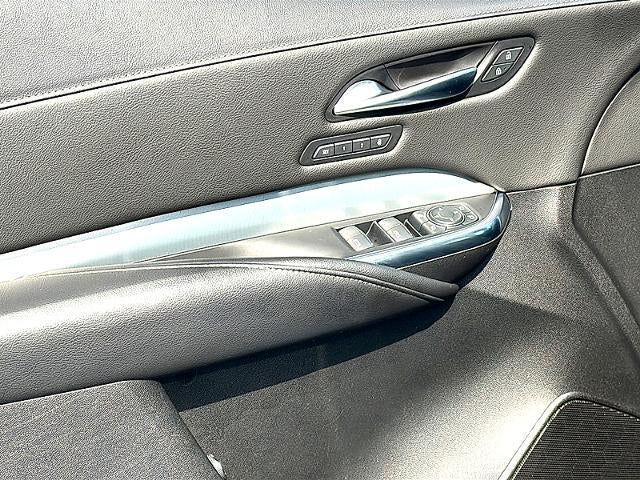 2022 Cadillac XT4 FWD 4dr Premium Luxury
