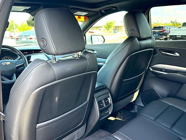 2022 Cadillac XT4 FWD 4dr Premium Luxury