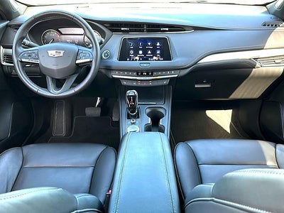 2022 Cadillac XT4 FWD 4dr Premium Luxury