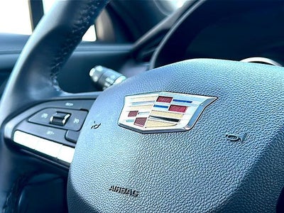 2022 Cadillac XT4 FWD 4dr Premium Luxury