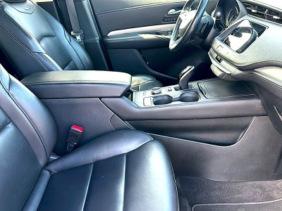 2020 Cadillac XT4 FWD Premium Luxury