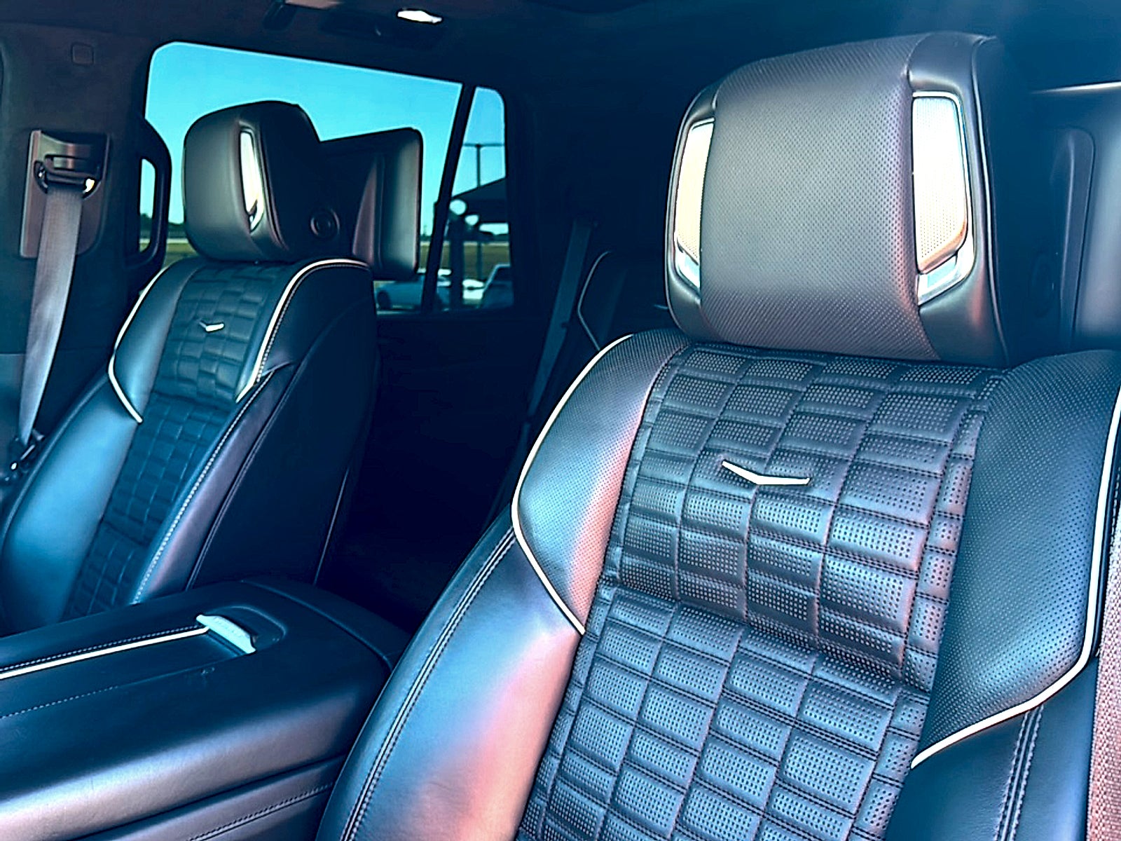 2023 Cadillac Escalade 2WD Sport Platinum