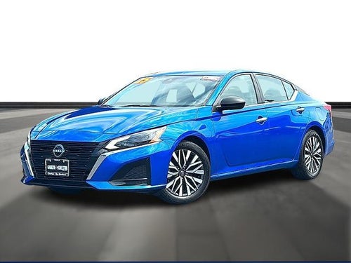 2025 Nissan Altima SV FWD