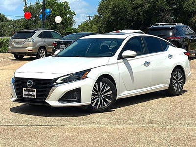 2024 Nissan Altima 2.5 SV Sedan