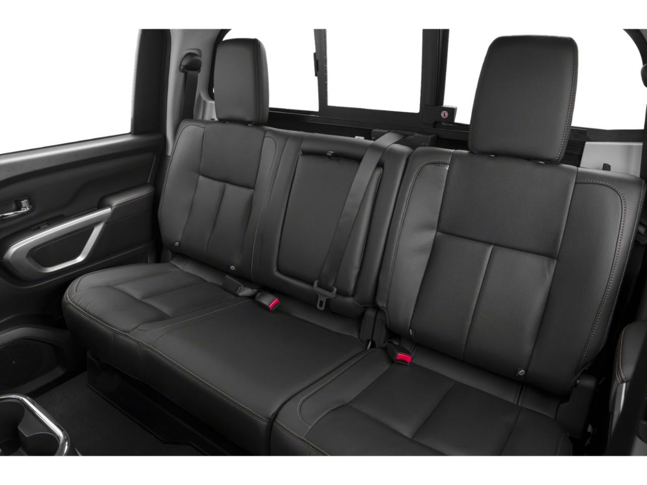2018 Nissan TITAN SL