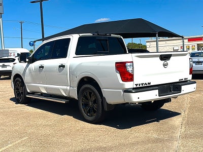 2023 Nissan TITAN Crew Cab SV 4x2