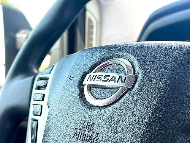 2017 Nissan Titan XD 4x4 Gas Crew Cab SV