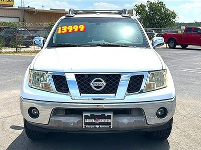 2010 Nissan Frontier 2WD Crew Cab SWB Auto LE