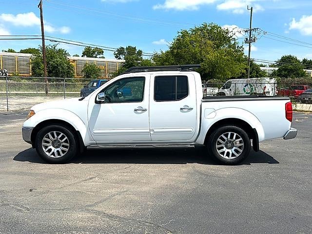 2010 Nissan Frontier 2WD Crew Cab SWB Auto LE