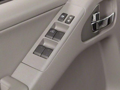 2010 Nissan Frontier 2WD Crew Cab SWB Auto LE