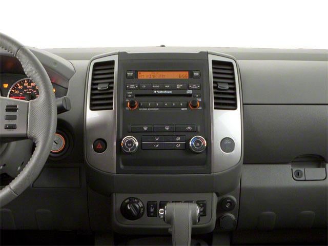 2010 Nissan Frontier 2WD Crew Cab SWB Auto LE