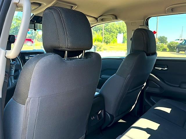 2024 Nissan Frontier Crew Cab 4x2 SV