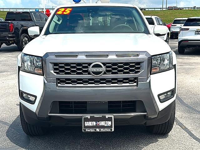 2025 Nissan Frontier Crew Cab 4x2 SV