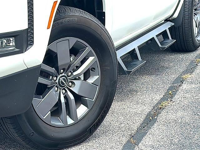 2025 Nissan Frontier Crew Cab 4x2 SV