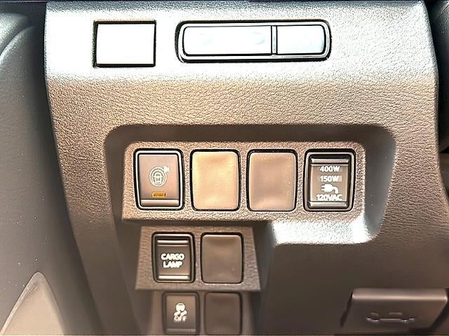 2025 Nissan Frontier Crew Cab 4x2 SV