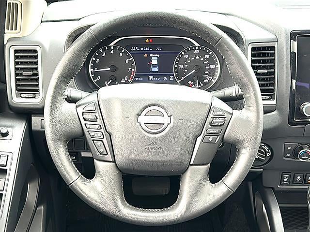 2024 Nissan Frontier Crew Cab 4x4 SL