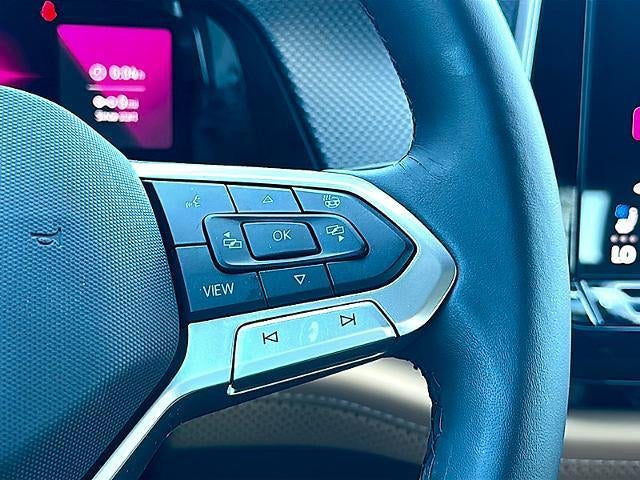 2025 Volkswagen Atlas Cross Sport 2.0T SEL R-Line Black 4MOTION