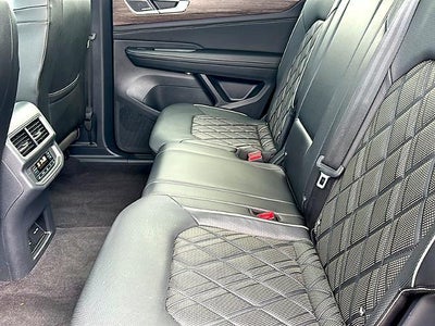 2024 Volkswagen Atlas 2.0T SEL Premium R-Line 4MOTION