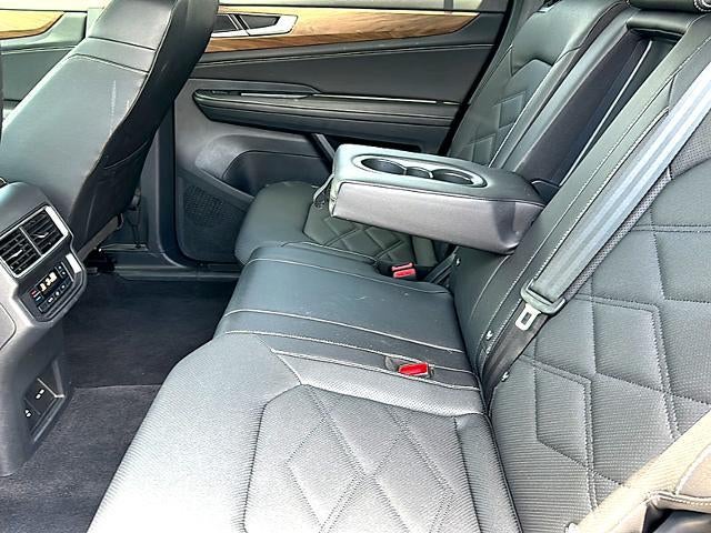 2026 Volkswagen Atlas 2.0T SE w/Technology 4MOTION