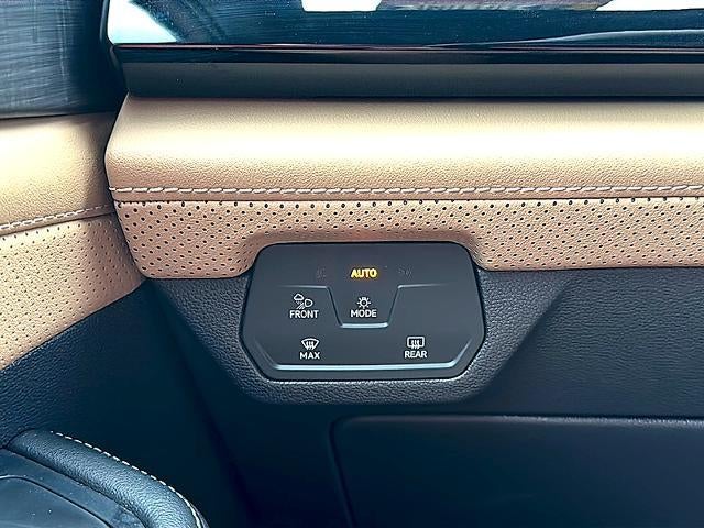 2026 Volkswagen Atlas Cross Sport 2.0T SE w/Technology FWD