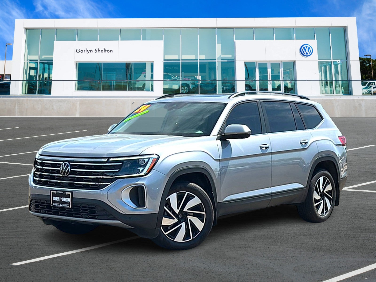 2024 Volkswagen Atlas 2.0T SE w/Technology