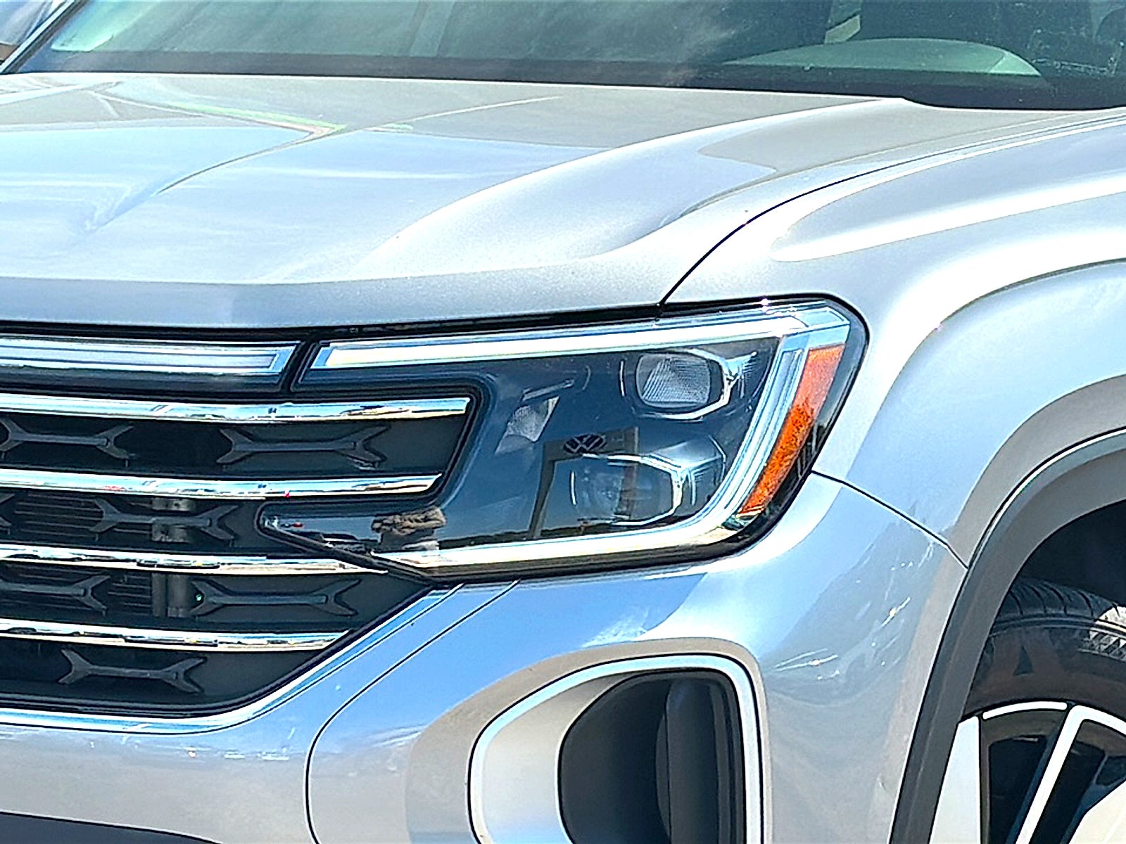2024 Volkswagen Atlas 2.0T SE w/Technology