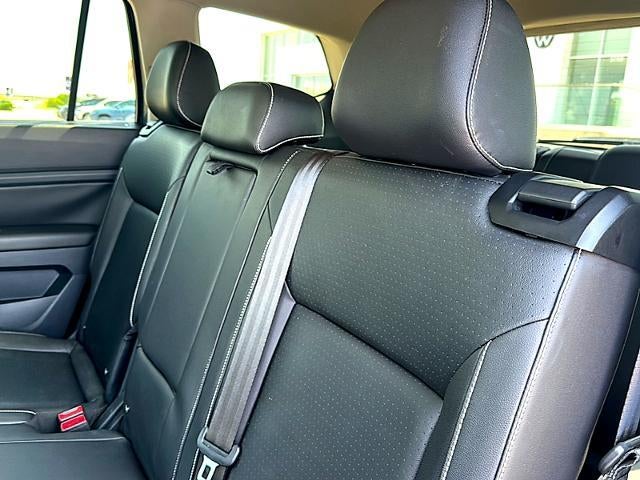 2021 Volkswagen Atlas 3.6L V6 SE w/Technology FWD *Ltd Avail*